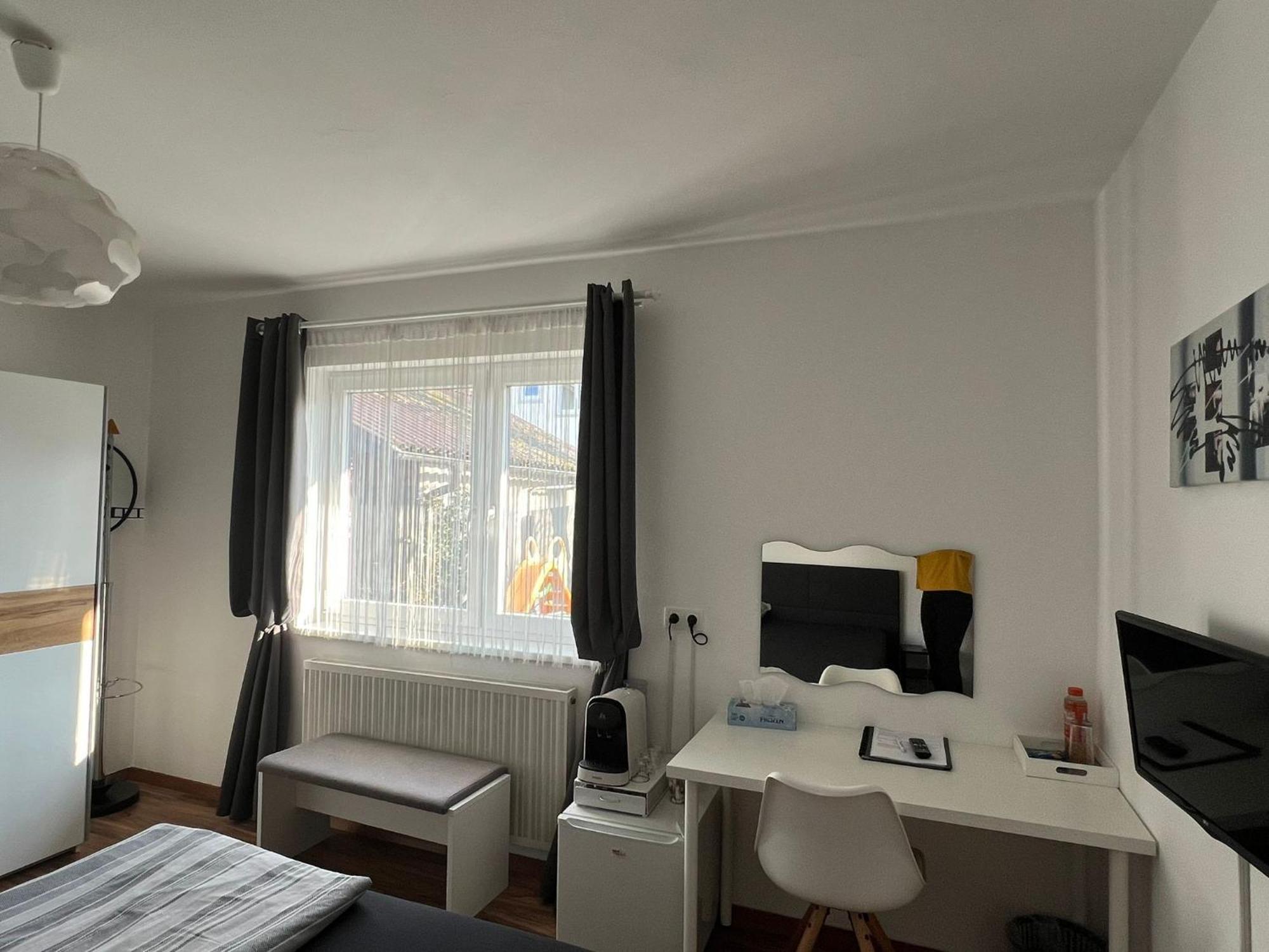 Bogi'S Ferienhaus - Pension Laakirchen Dış mekan fotoğraf